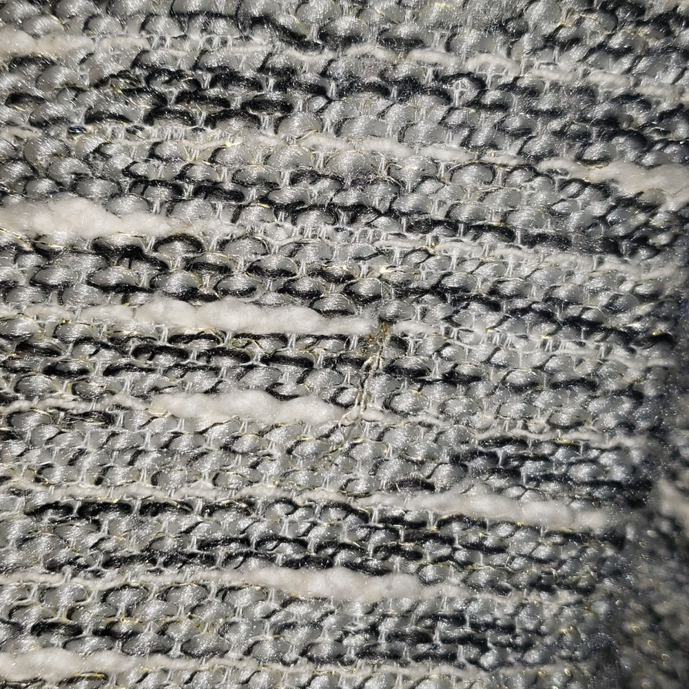 American Eagle Outfitters S / P Gray  White Black Gold Pullover Sweater - Picture 10 of 11
